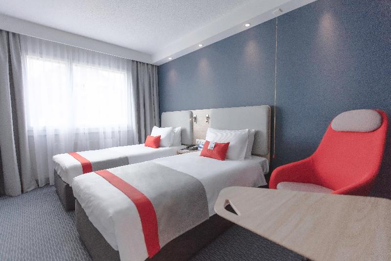 Holiday Inn Express Luzern-Neuenkirch - Oda