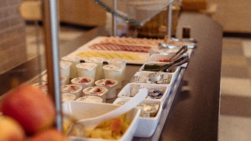 Holiday Inn Express Luzern-Neuenkirch - Restoran