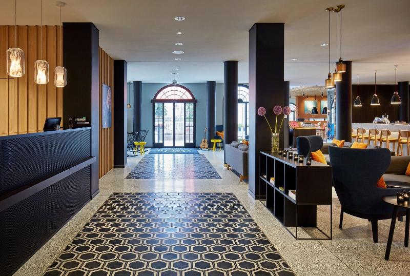 Hard Rock Hotel Davos - Lobi