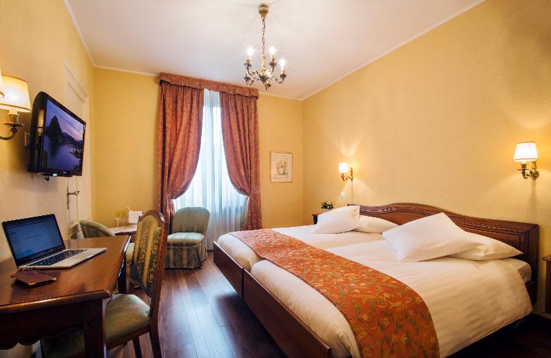 International Au Lac Historic Lakeside Hotel - Oda