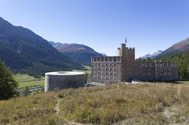 Castell - Genel