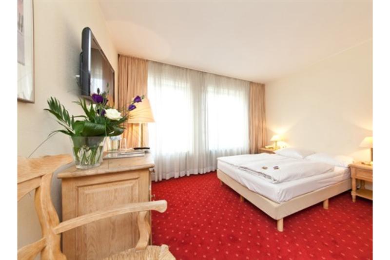 Garner Hotel Dusseldorf - Main Station - Oda