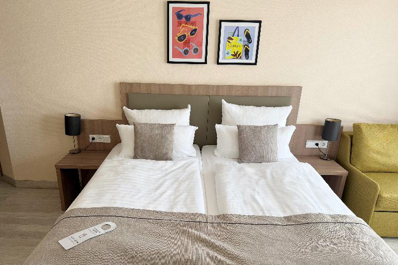 Garner Hotel Dusseldorf - Main Station - Oda