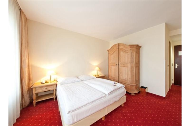 Garner Hotel Dusseldorf - Main Station - Oda