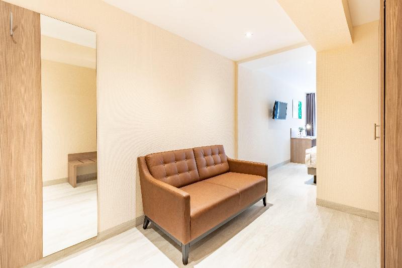 Garner Hotel Dusseldorf - Main Station - Oda