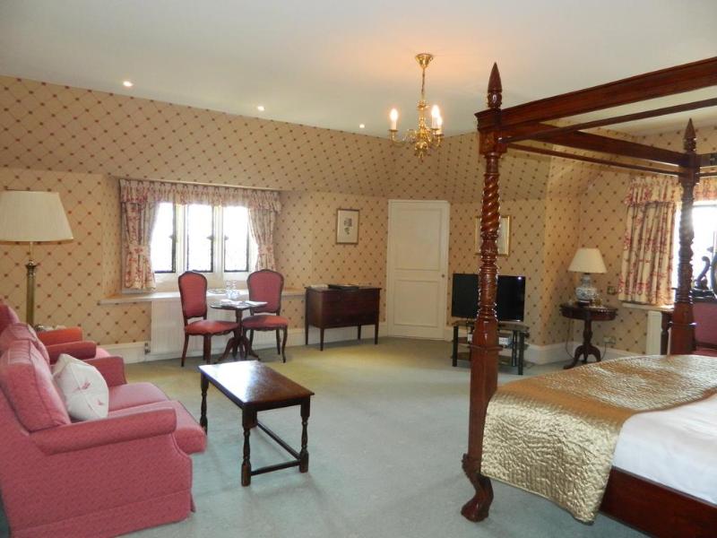 Eastwell Manor - Genel