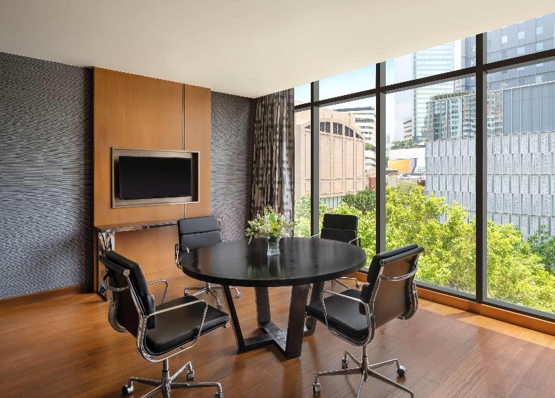 Hilton Sukhumvit - Genel