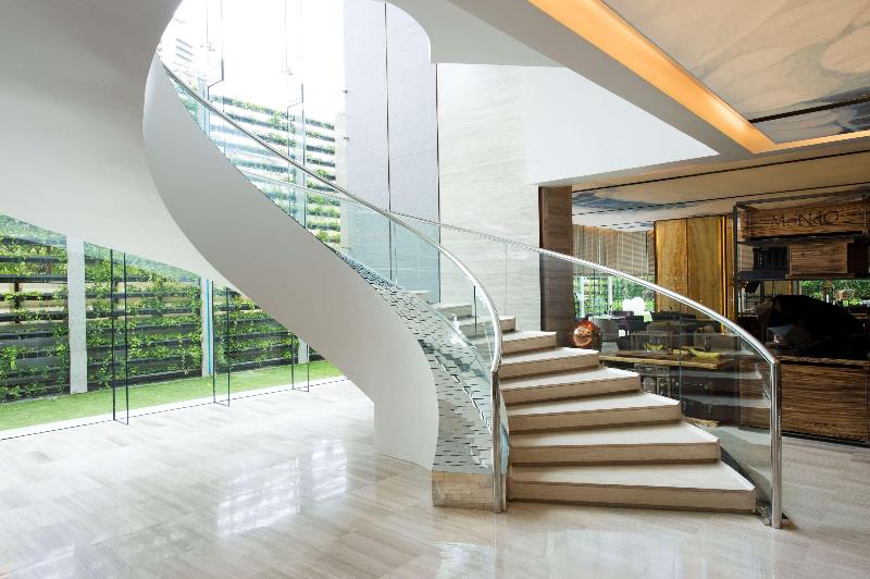 Hilton Sukhumvit - Genel
