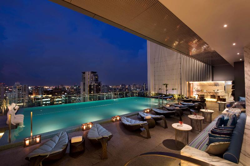 Hilton Sukhumvit - Havuz
