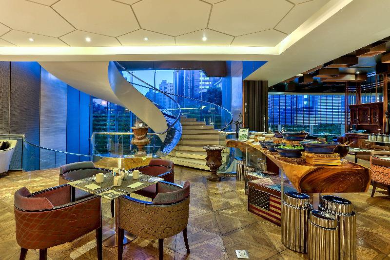 Hilton Sukhumvit - Restoran
