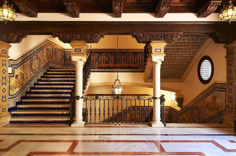 Alfonso XIII - Lobi