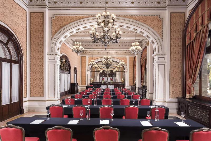 Alfonso XIII - Toplantı