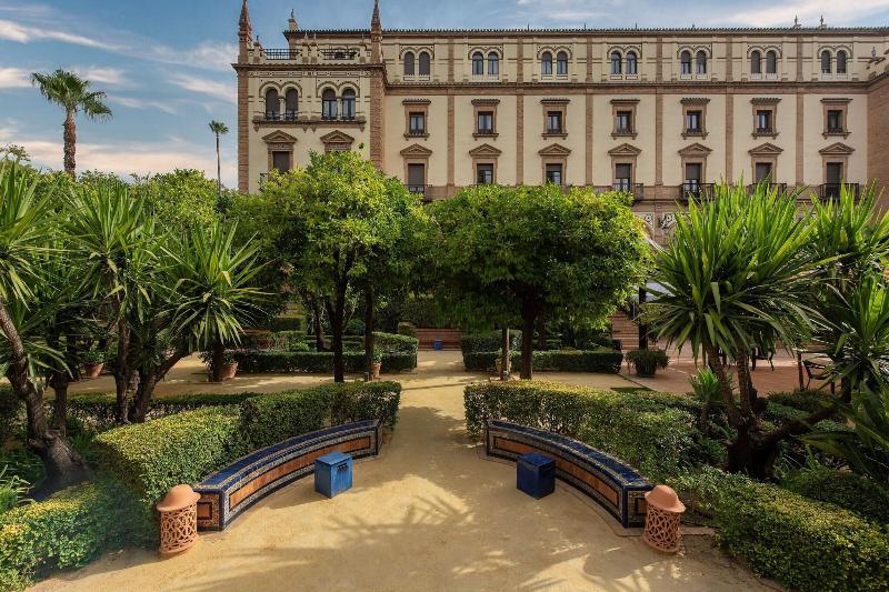 Alfonso XIII - Genel