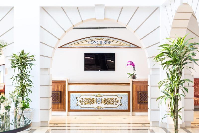Pine Cliffs Resort - Lobi
