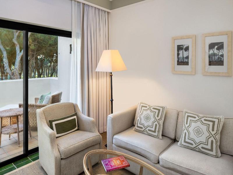Pine Cliffs Resort - Oda