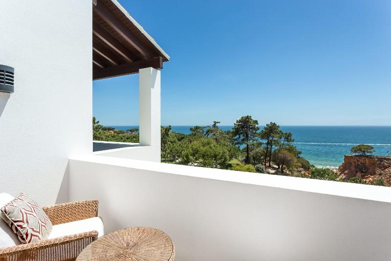 Pine Cliffs Resort - Oda