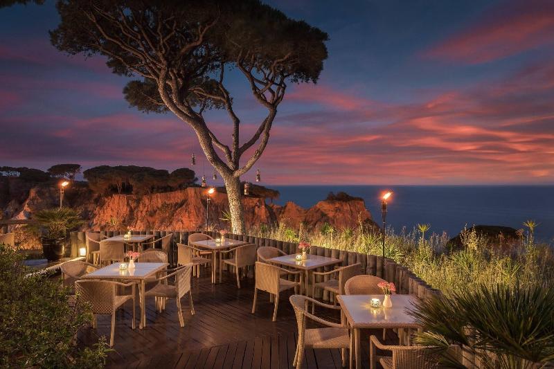 Pine Cliffs Resort - Restoran
