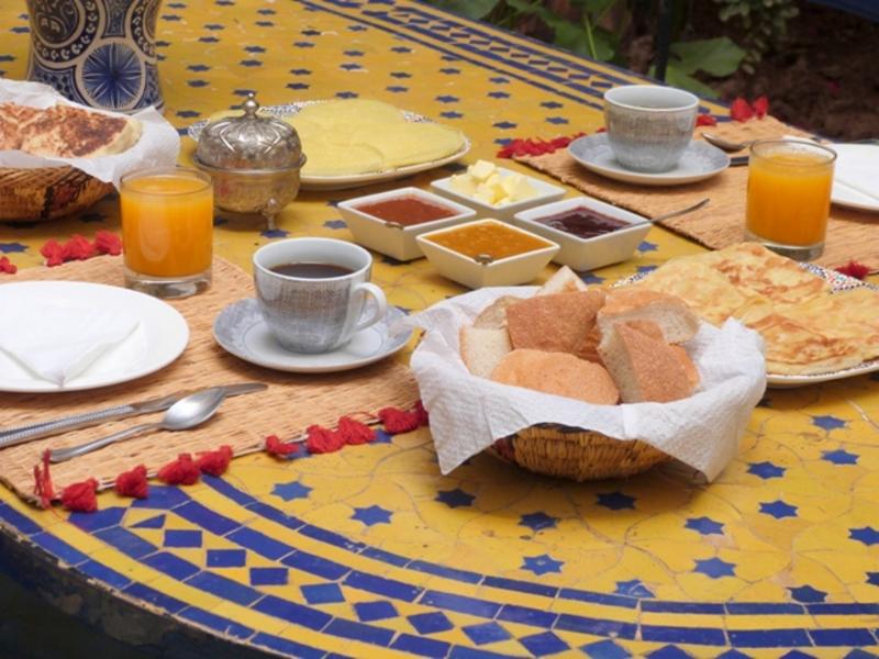 Riad Habib - Genel