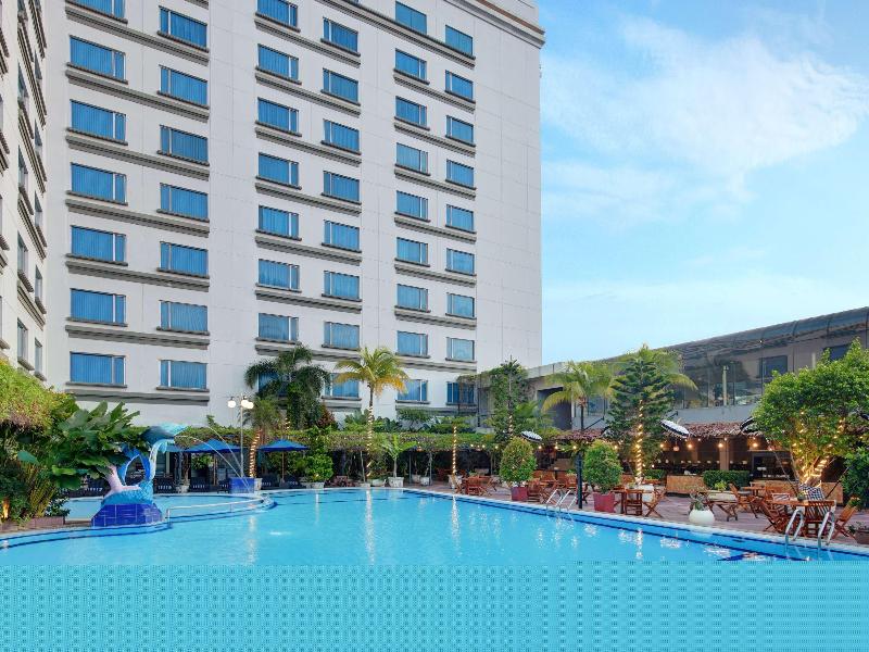Grand Mercure Maha Cipta Medan - Havuz