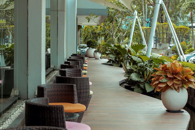 Grand Mercure Maha Cipta Medan - Teras