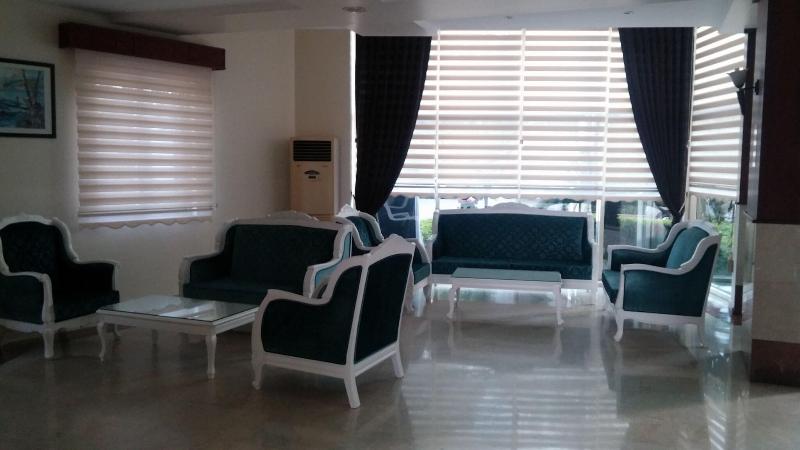 Valeri Beach Hotel - Lobi