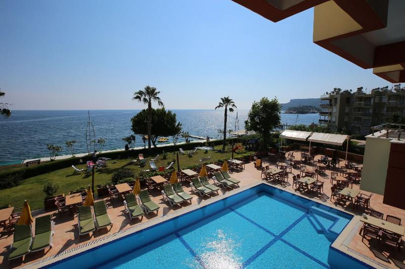 Valeri Beach Hotel - Havuz
