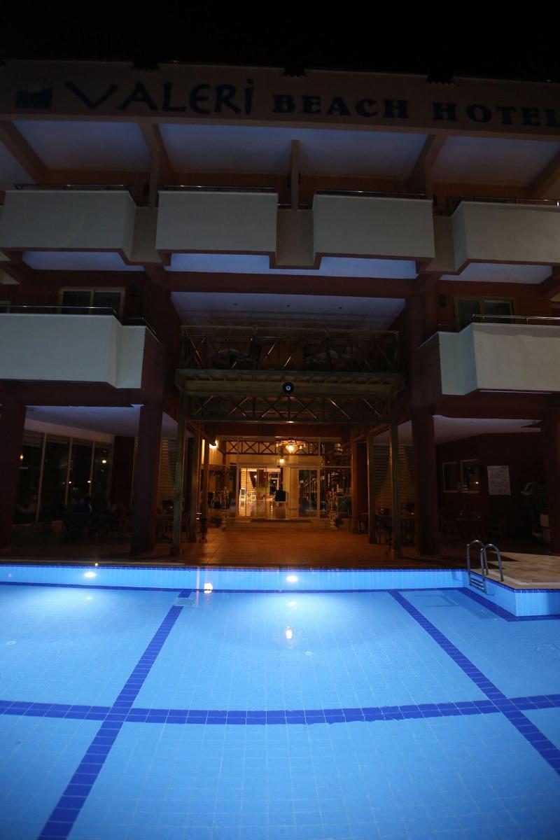 Valeri Beach Hotel - Havuz