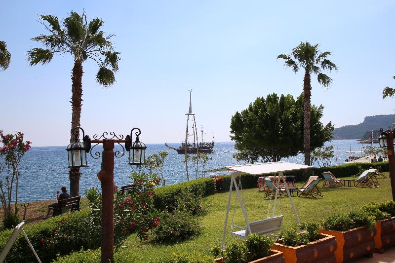 Valeri Beach Hotel - Plaj