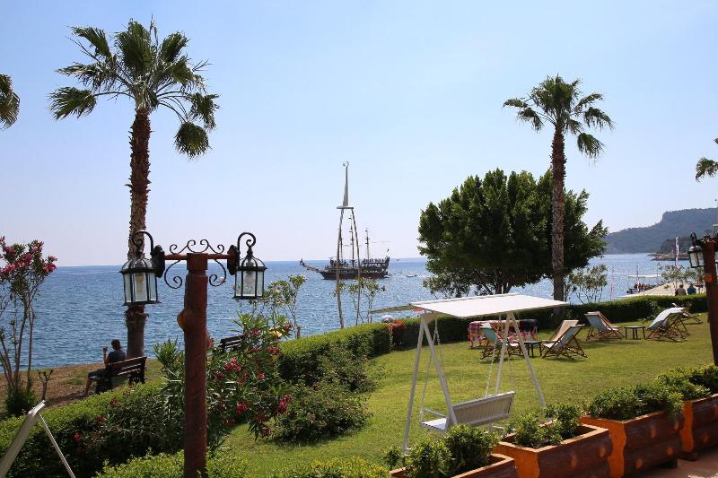 Valeri Beach Hotel - Teras