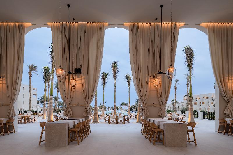 Serry Beach Resort - Restoran