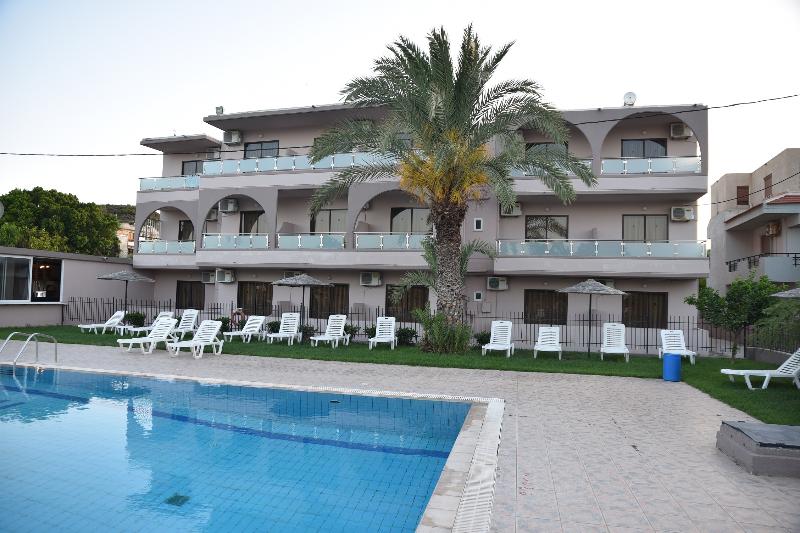 Rose Hotel - Genel