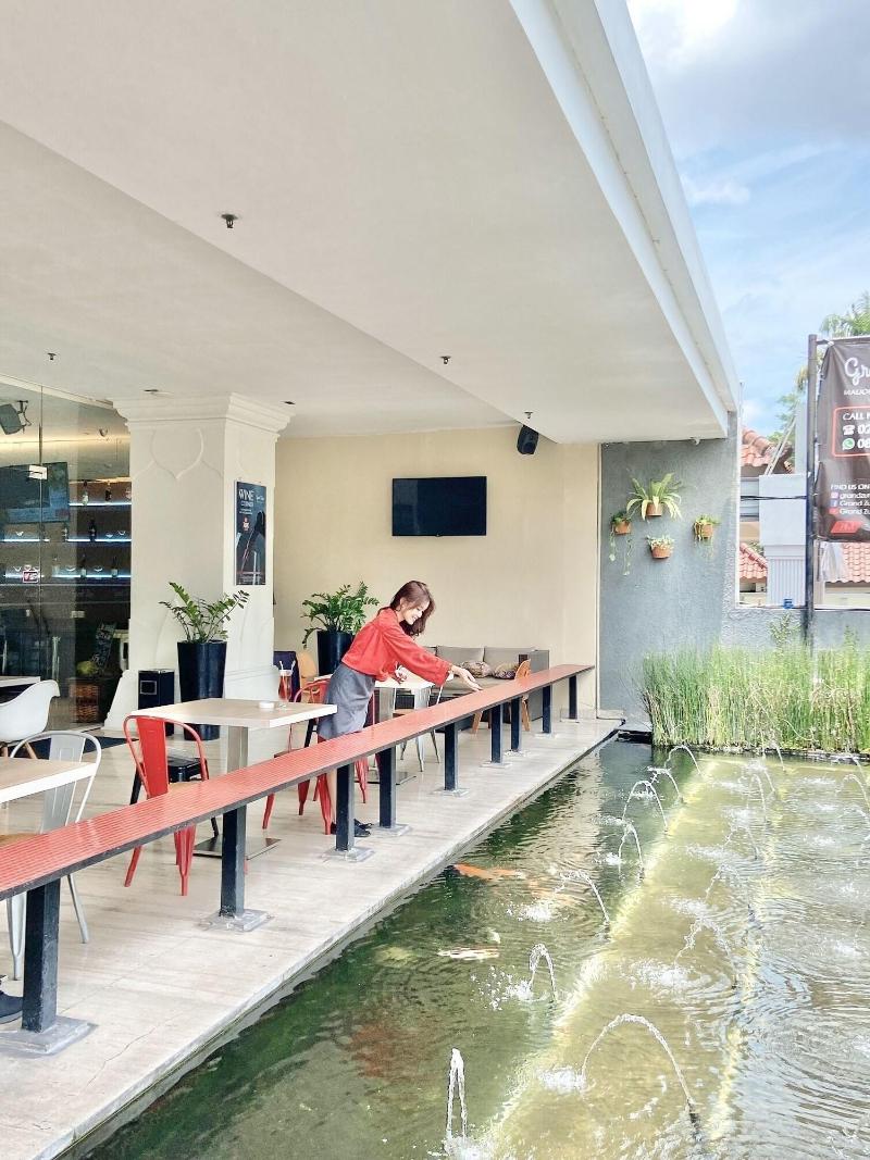 Grand Zuri Malioboro - Teras