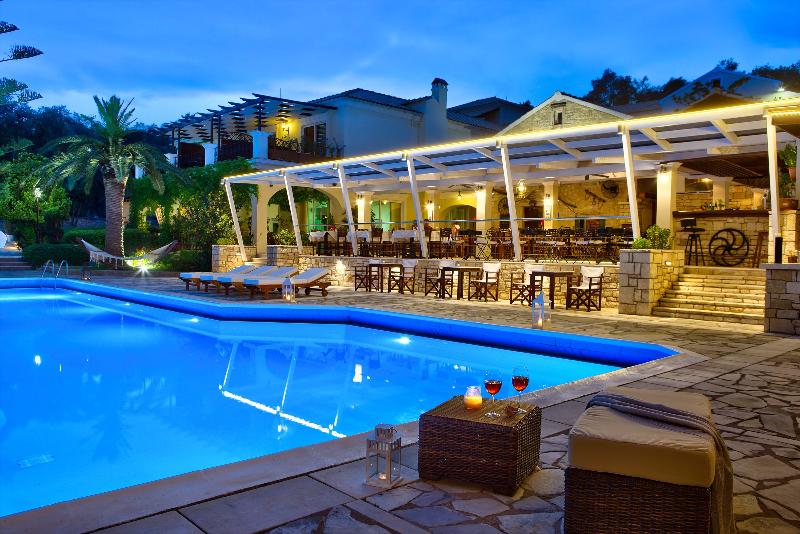 Paxos Club Resort - Genel