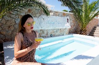 Kalya Suites
