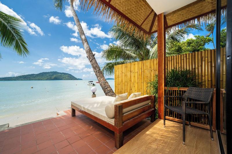 Friendship Beach Resort and Atmanjai Wellness Spa - Teras