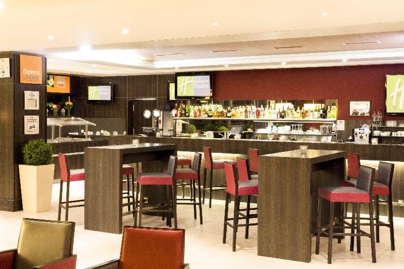 Holiday Inn Express Zurich Airport - Bar