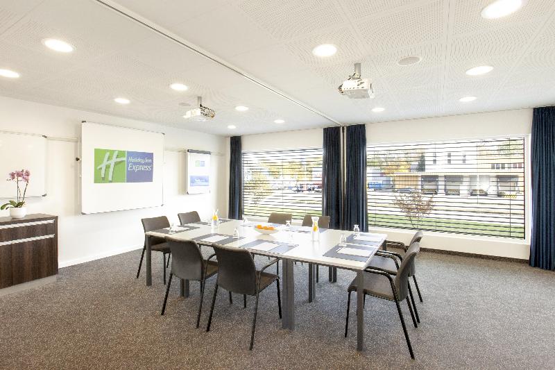 Holiday Inn Express Zurich Airport - Toplantı