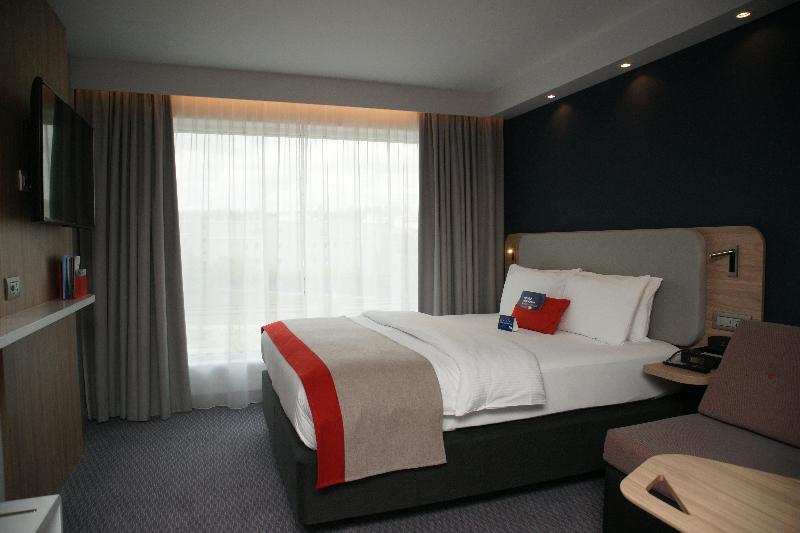 Holiday Inn Express Zurich Airport - Oda