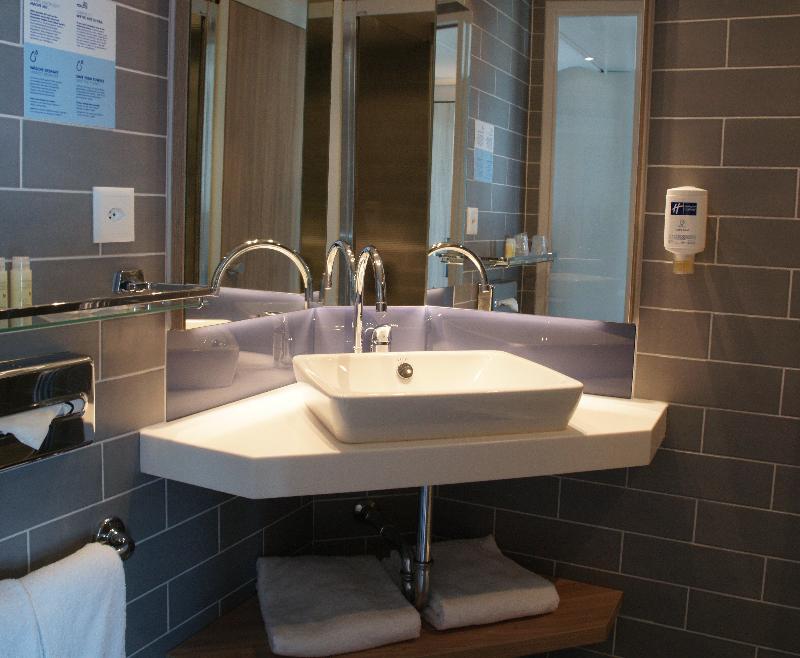 Holiday Inn Express Zurich Airport - Oda
