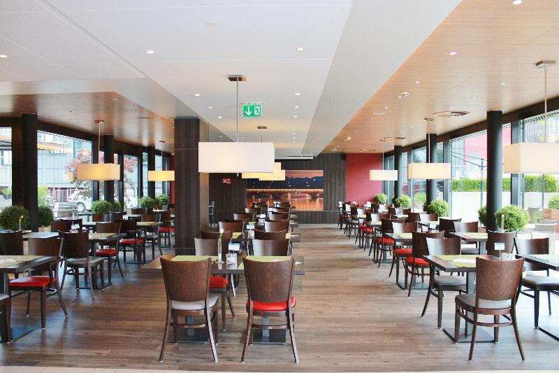 Holiday Inn Express Zurich Airport - Restoran