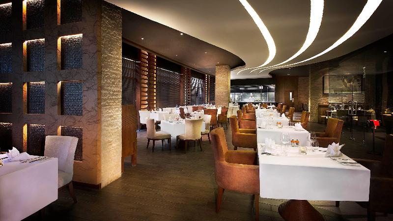 Sofitel Dubai The Palm Resort & Spa - Restoran