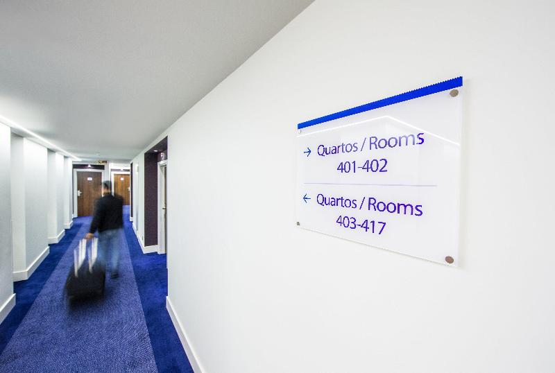 Holiday Inn Express Av.Liberdade - Lobi