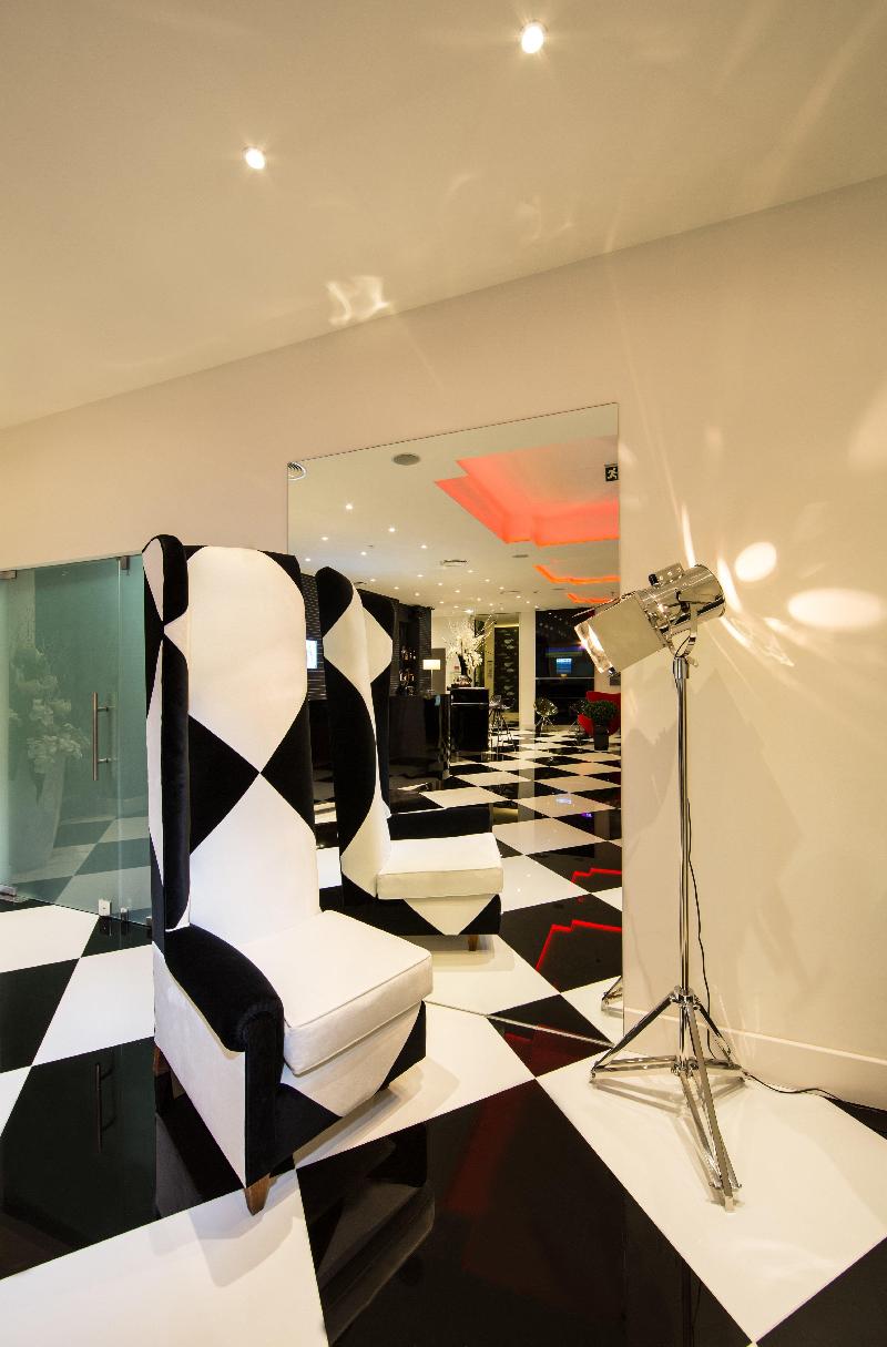 Holiday Inn Express Av.Liberdade - Genel
