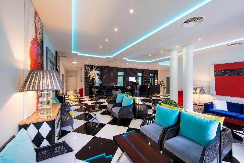 Holiday Inn Express Av.Liberdade - Genel