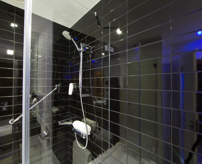 Holiday Inn Express Av.Liberdade - Oda
