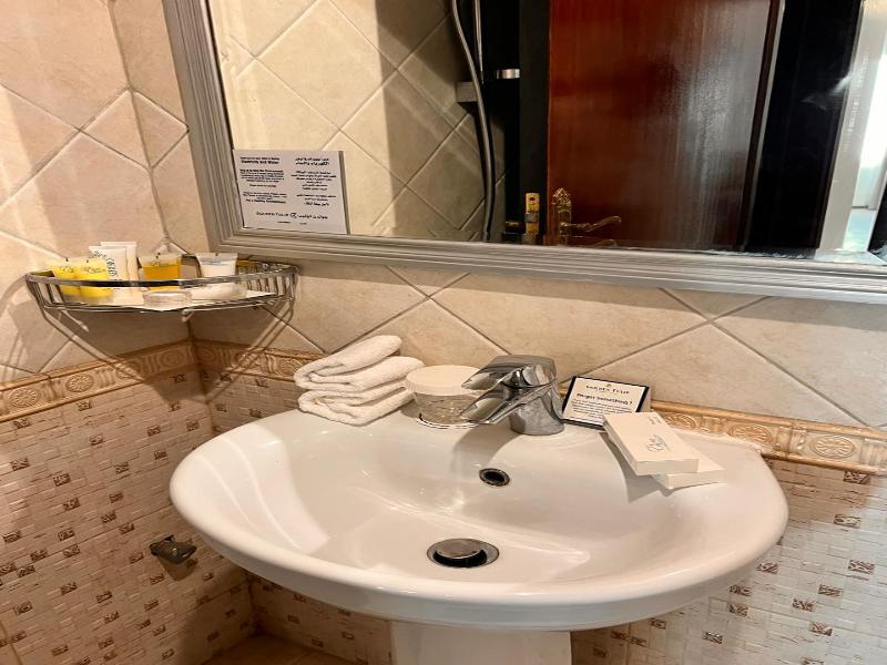 Golden Tulip Al Khobar Hotel - Oda