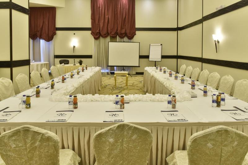Awaliv International Hotel - Toplantı