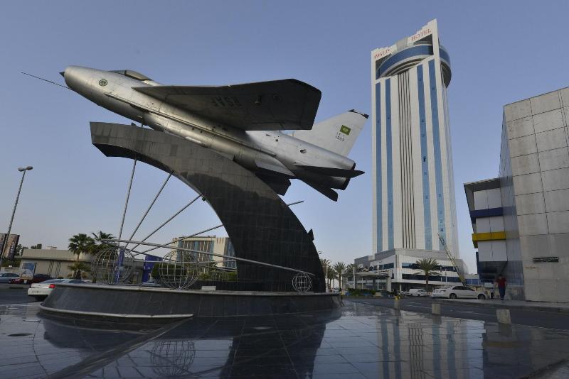 Awaliv International Hotel - Genel