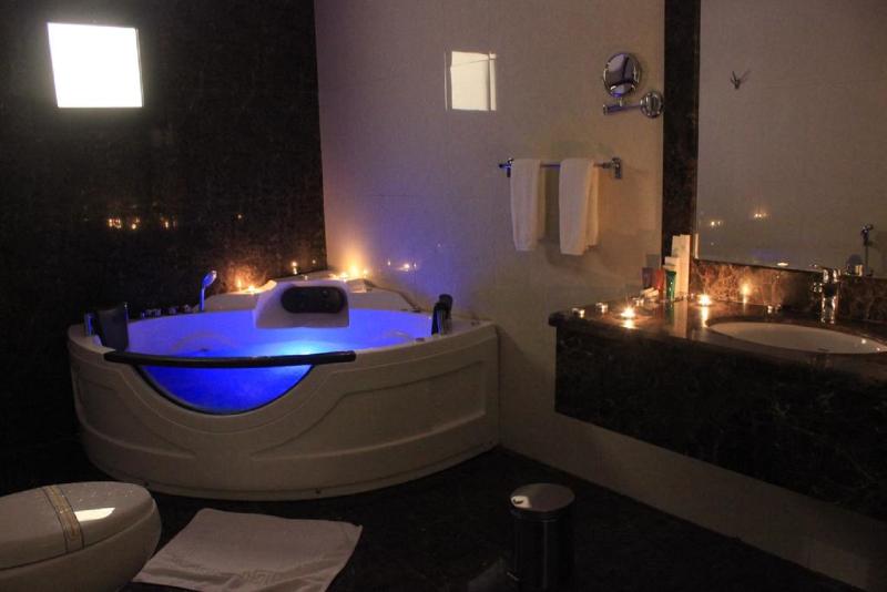 Meral Crown Hotel Riyadh - Oda