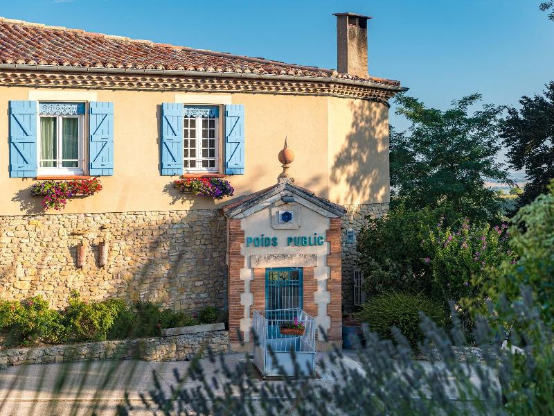 Auberge Du Poids Public - Genel